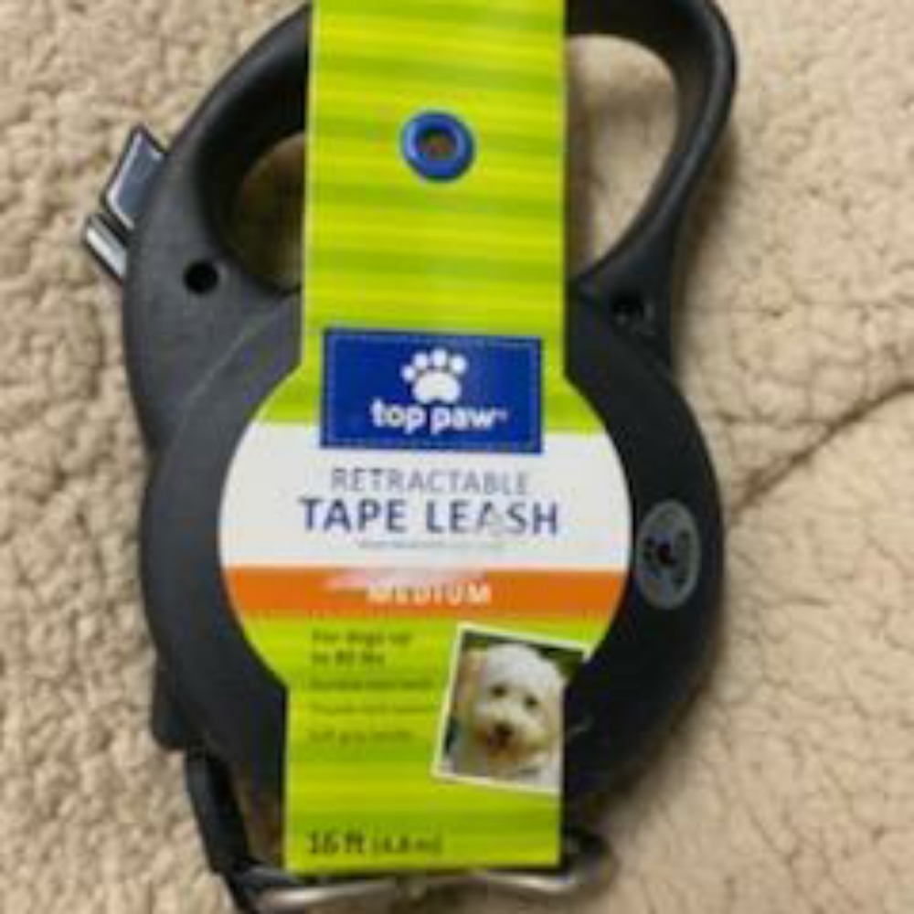 Medium Top Paw Retractable Leash
